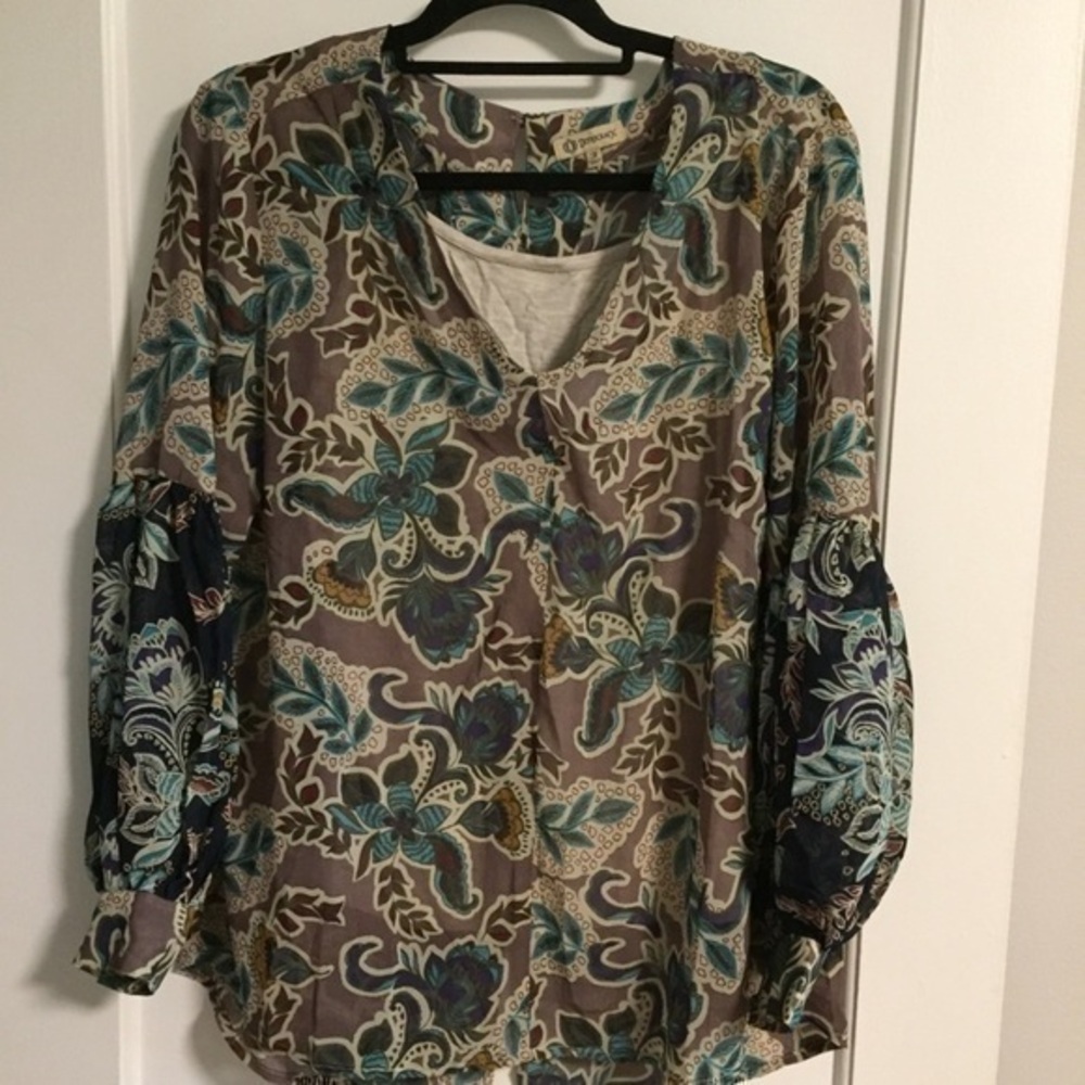 Democracy 2 piece size medium blouse